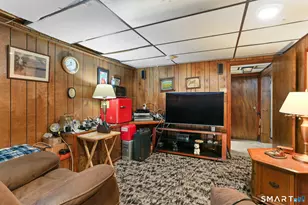 97 Greenbrier Rd, Trumbull, CT 06611 - Photo 30