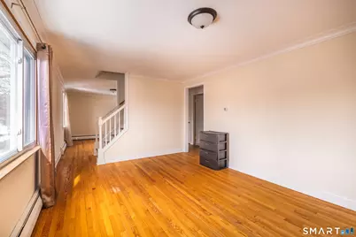 46 Oakleaf Street, Bridgeport, CT 06606 - Photo 6