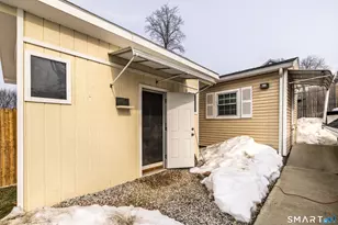 46 Oakleaf St, Bridgeport, CT 06606 - Photo 32