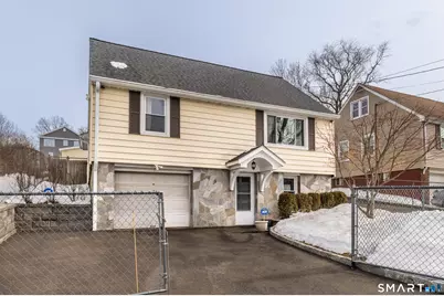 46 Oakleaf Street, Bridgeport, CT 06606 - Photo 1