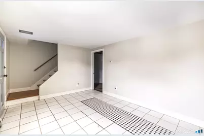 46 Oakleaf Street, Bridgeport, CT 06606 - Photo 2