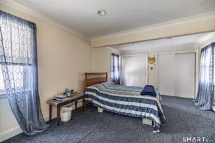 46 Oakleaf St, Bridgeport, CT 06606 - Photo 16