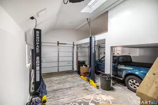 46 Oakleaf St, Bridgeport, CT 06606 - Photo 24