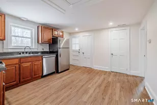 8 Piney Ridge Rd, Cromwell, CT 06416 - Photo 6