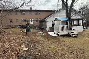 33 Allen Pl, New Haven, CT 06512 - Photo 4