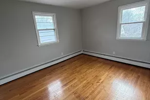 33 Allen Pl, New Haven, CT 06512 - Photo 12