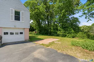 93 Flyers Dr, Norwich, CT 06360 - Photo 24