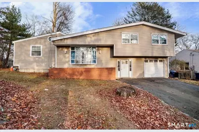 19 Collins Drive, West Haven, CT 06516 - Photo 1