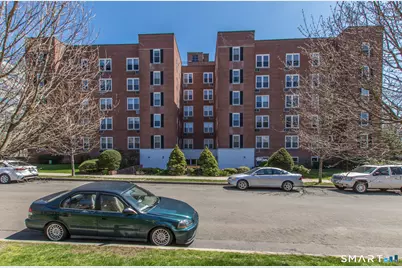 7 4th Street #APT 3H, Stamford, CT 06905 - Photo 2