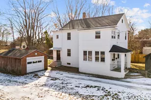 26 Water St, Guilford, CT 06437 - Photo 8