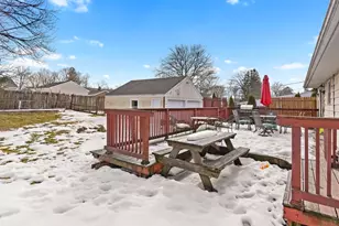 170 Marilyn Dr, Bridgeport, CT 06606 - Photo 14