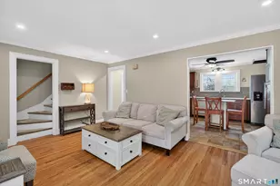 10 Hammer Pl, Branford, CT 06405 - Photo 8