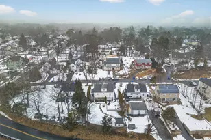 10 Hammer Pl, Branford, CT 06405 - Photo 38