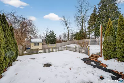 10 Hammer Place, Branford, CT 06405 - Photo 34