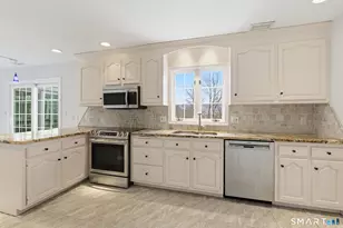 583 France St, Rocky Hill, CT 06067 - Photo 22