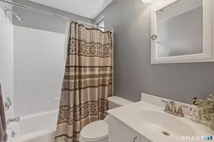 40 Oenoke Pl, Stamford, CT 06907 - Photo 14