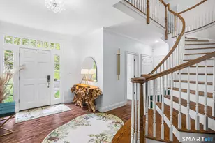 275 Talcott Notch Rd, Farmington, CT 06032 - Photo 4