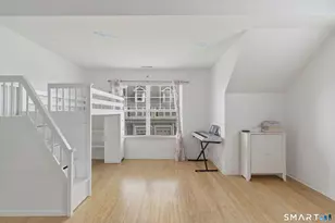 49 Park Pl Cir, West Hartford, CT 06110 - Photo 16