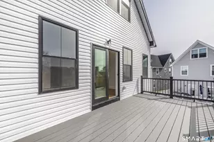 1 Chestnut St, Milford, CT 06460 - Photo 24