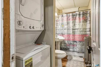 370 Maple Avenue, Hartford, CT 06114 - Photo 22