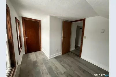 211 Park Street, Bristol, CT 06010 - Photo 8