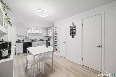 1081 New Haven Road #APT 6G, Naugatuck, CT 06770 - Photo 6