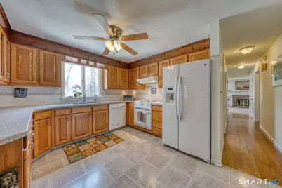 270 Higby Road, Middletown, CT 06457 - Photo 10