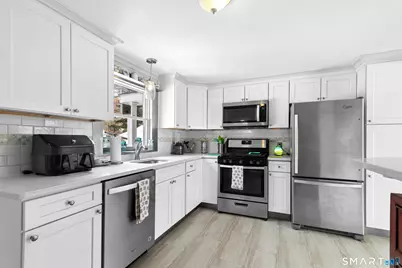 35 Cherokee Trail, Shelton, CT 06484 - Photo 10