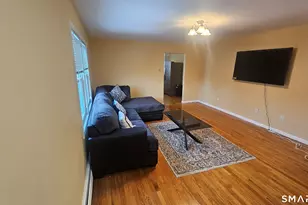 295 Bartlett St, Bridgeport, CT 06606 - Photo 6