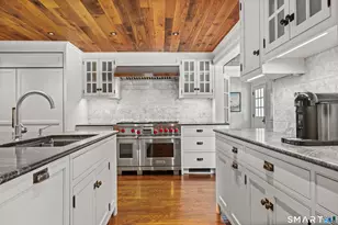 422 Scofieldtown Rd, Stamford, CT 06903 - Photo 6