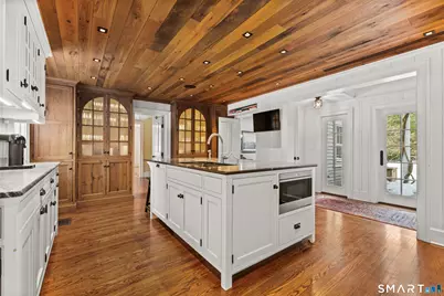 422 Scofieldtown Road, Stamford, CT 06903 - Photo 8