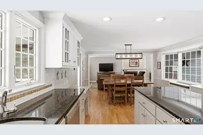 5 Shady Lane, Simsbury, CT 06092 - Photo 4