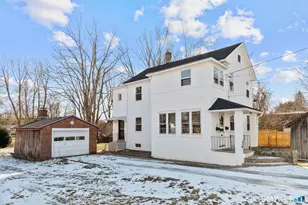 26 Water St, Guilford, CT 06437 - Photo 8