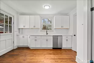 26 Water St, Guilford, CT 06437 - Photo 18