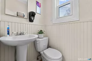 222 Washington Ave, West Haven, CT 06516 - Photo 14