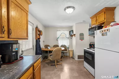 22 Tyler Circle, Manchester, CT 06040 - Photo 6