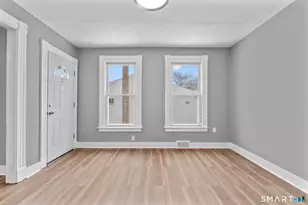 31 Alton St, Waterbury, CT 06705 - Photo 16