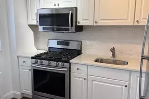 91 Strawberry Hill Ave, Stamford, CT 06902 - Photo 4