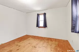 131 Mountain View Ave, Bristol, CT 06010 - Photo 28