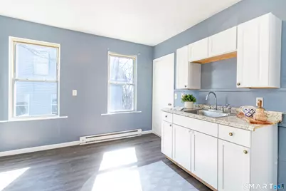 27 Beacon Street, Waterbury, CT 06704 - Photo 18