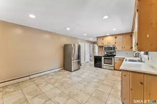 6 Crestwood Dr, Newtown, CT 06482 - Photo 4