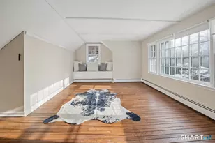 1091 Round Hill Rd, Fairfield, CT 06824 - Photo 18