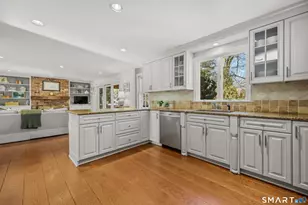 610 Unquowa Rd, Fairfield, CT 06824 - Photo 12