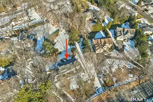 610 Unquowa Rd, Fairfield, CT 06824 - Photo 4