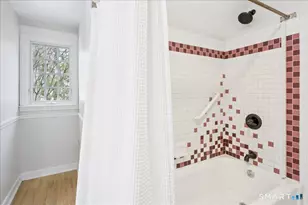 1091 Round Hill Rd, Fairfield, CT 06824 - Photo 16