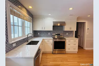 1091 Round Hill Road, Fairfield, CT 06824 - Photo 6