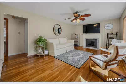 15 Sunnieside Drive, East Lyme, CT 06357 - Photo 8