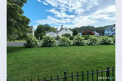 15 Sunnieside Drive, East Lyme, CT 06357 - Photo 34