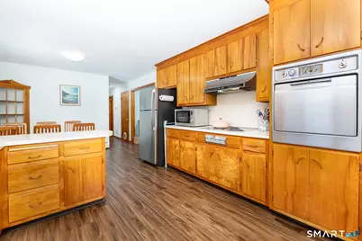 160 Flanders Road, Southington, CT 06489 - Photo 10