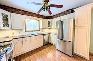 3 Frisbie St, New Fairfield, CT 06812 - Photo 14